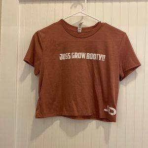 Workout Crop tee “juss grow booty”